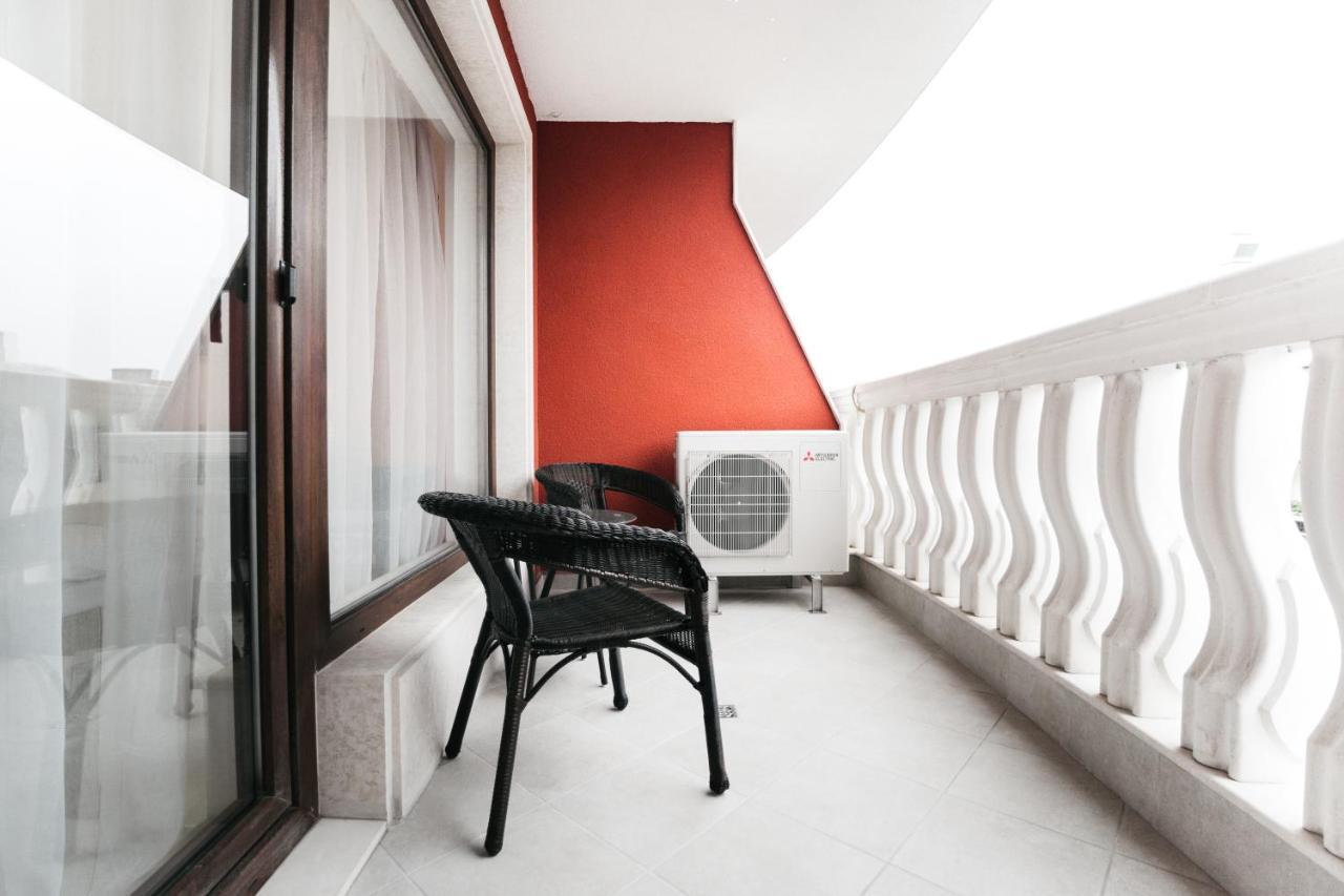 Apartment Avalon - Varna City Centre Bagian luar foto